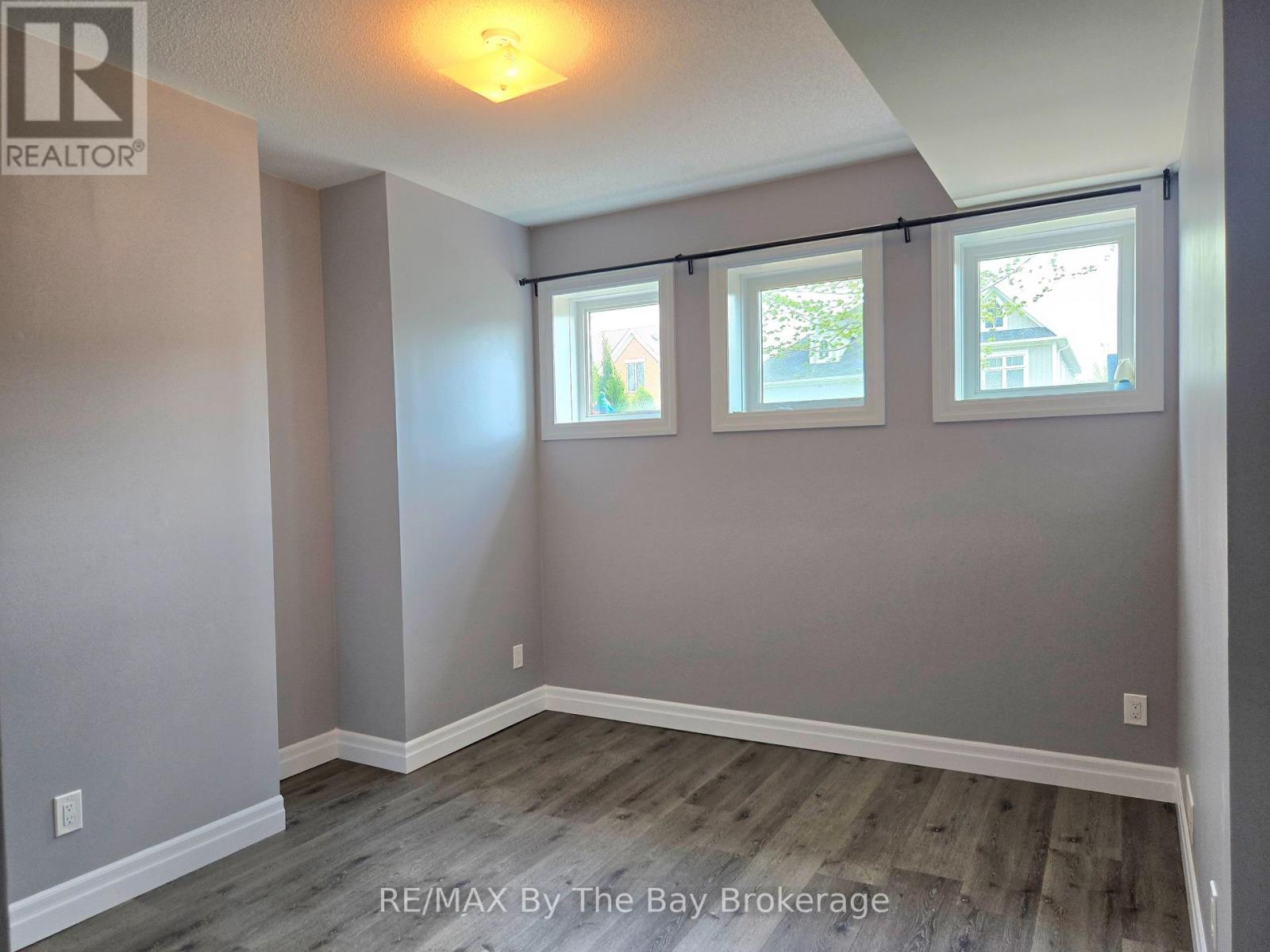 # Lower - 93 Allegra Drive, Wasaga Beach, Ontario  L9Z 1P2 - Photo 18 - S13152148