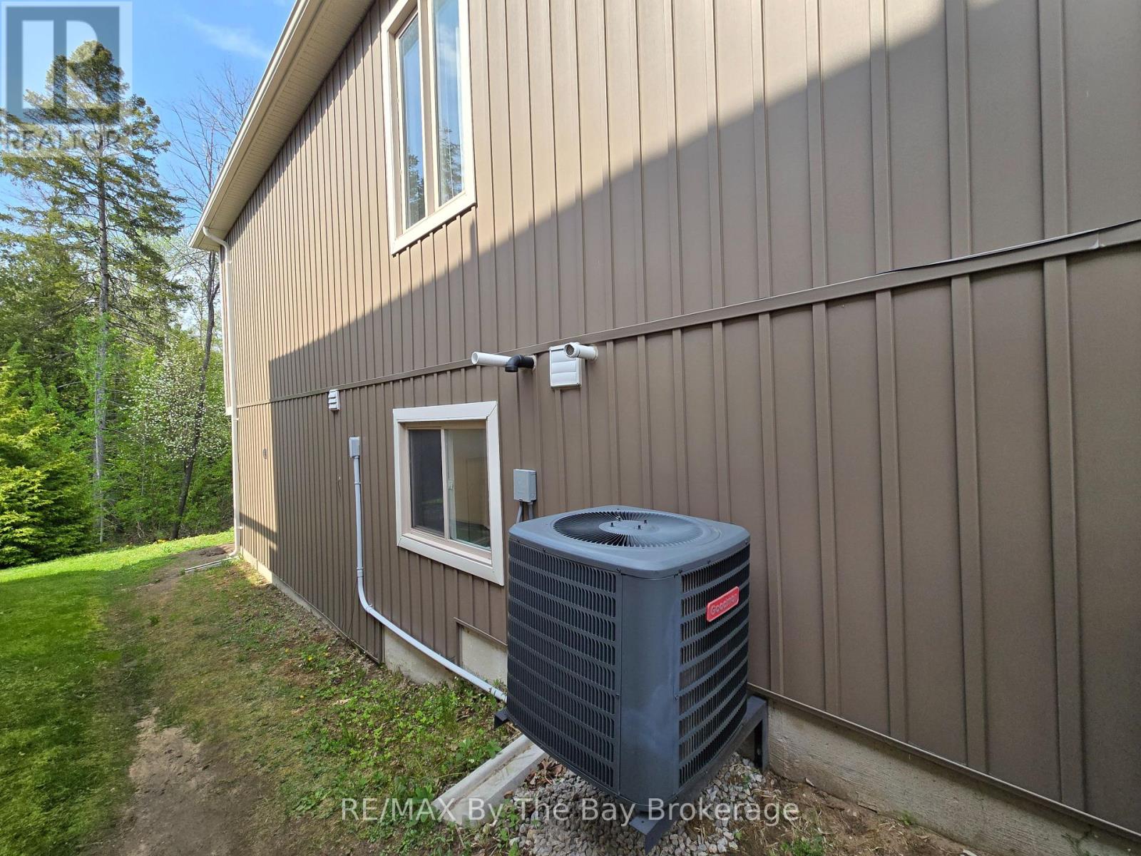 # Lower - 93 Allegra Drive, Wasaga Beach, Ontario  L9Z 1P2 - Photo 21 - S13152148