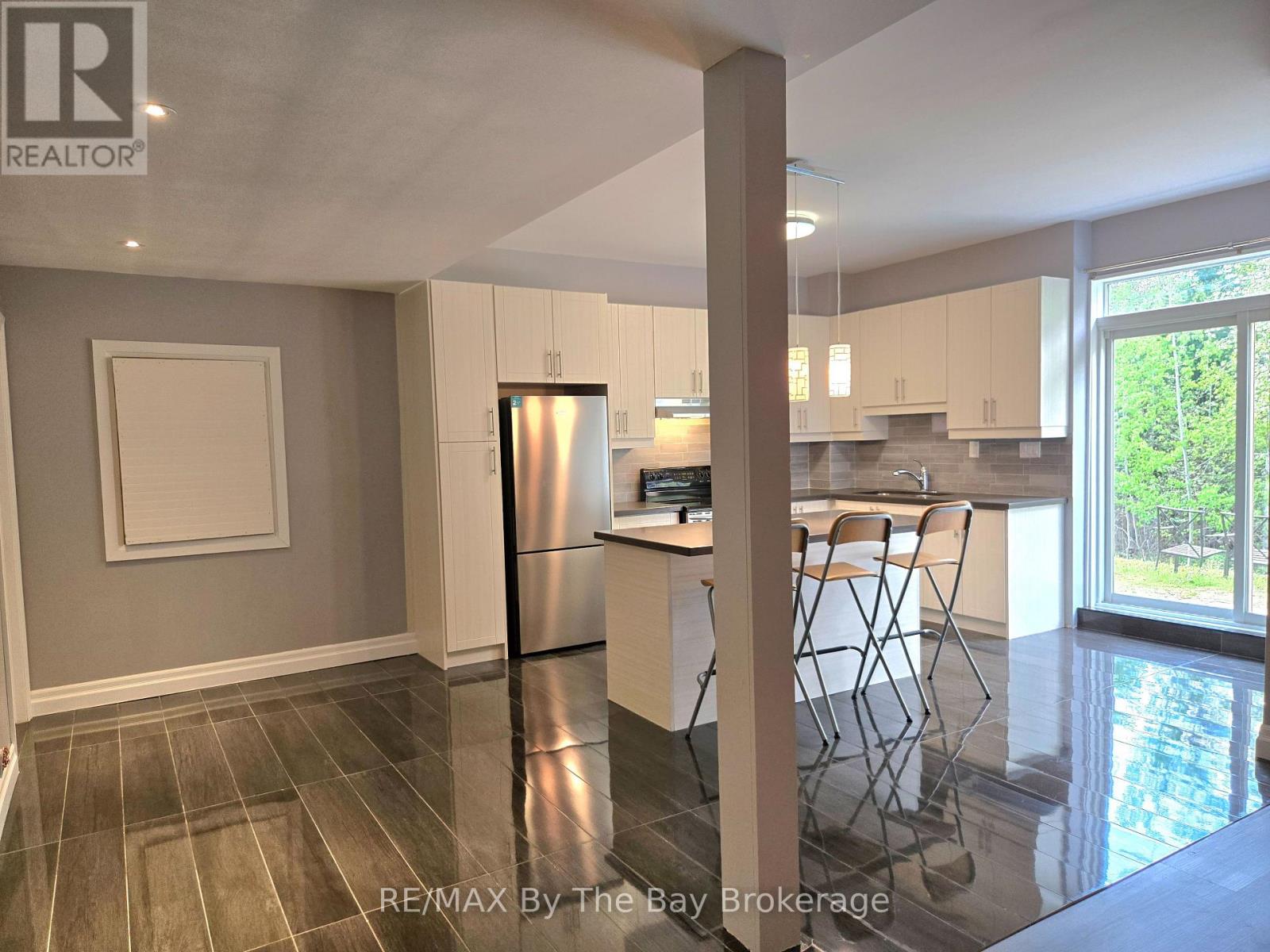 # Lower - 93 Allegra Drive, Wasaga Beach, Ontario  L9Z 1P2 - Photo 7 - S13152148