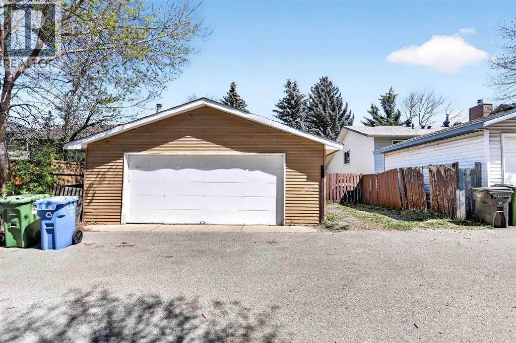 236 Mckerrell Way SE, Calgary, Alberta  T2Z 1N8 - Photo 41 - A2309398