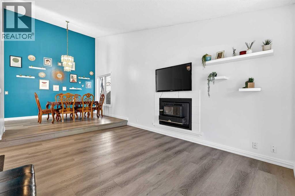 236 Mckerrell Way SE, Calgary, Alberta  T2Z 1N8 - Photo 3 - A2309398