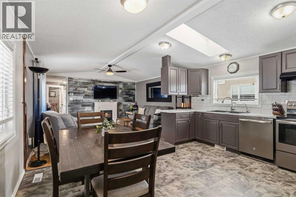 189 Cree Road, Fort Mcmurray, Alberta  T9K 1X8 - Photo 7 - A2294161