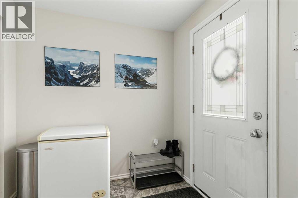 189 Cree Road, Fort Mcmurray, Alberta  T9K 1X8 - Photo 3 - A2294161