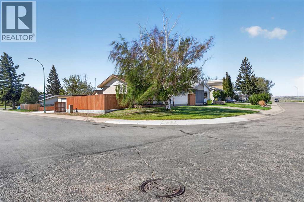 434 12 Avenue N, Lethbridge, Alberta T1H 1P3 - Photo 33 - A2311430