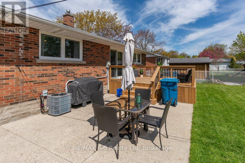 61 Mc Donald Street, Stratford, Ontario  N5A 4W4 - Photo 16 - X13152128