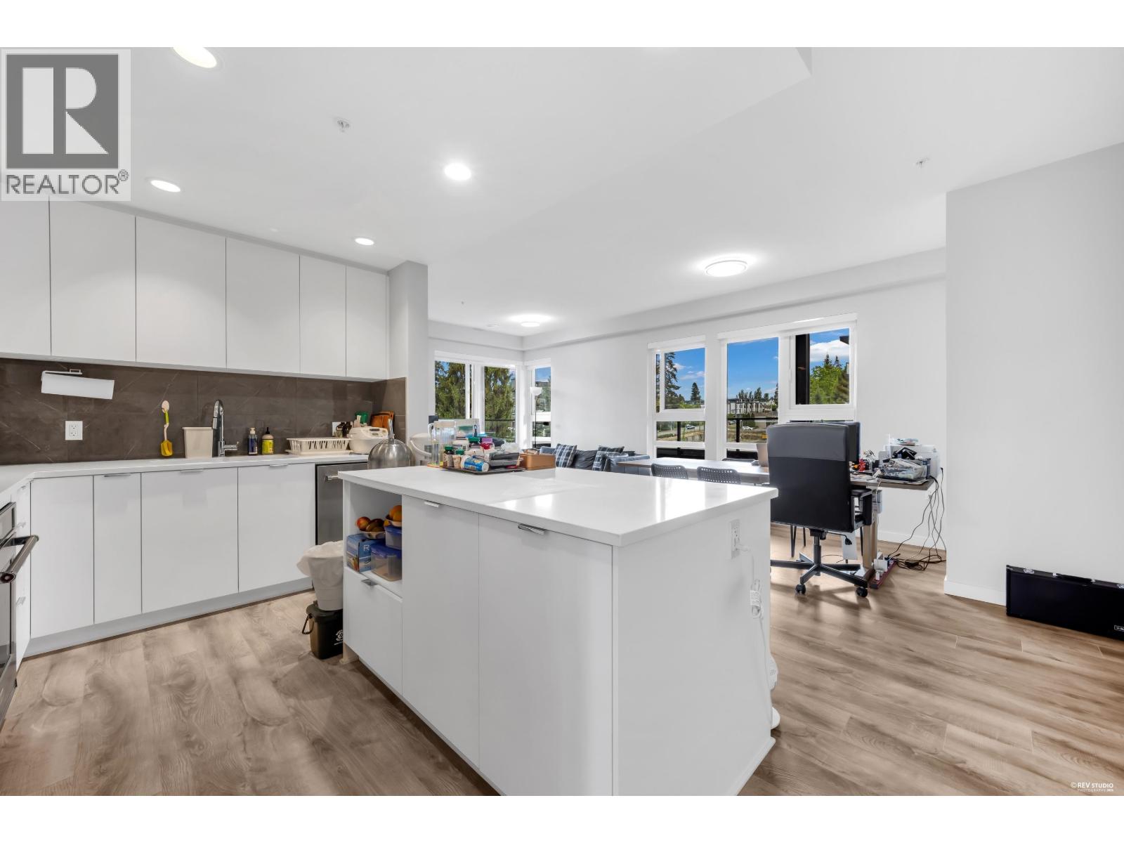 604 615 Cottonwood Avenue, Coquitlam, British Columbia  V3J 2S5 - Photo 10 - R3125592