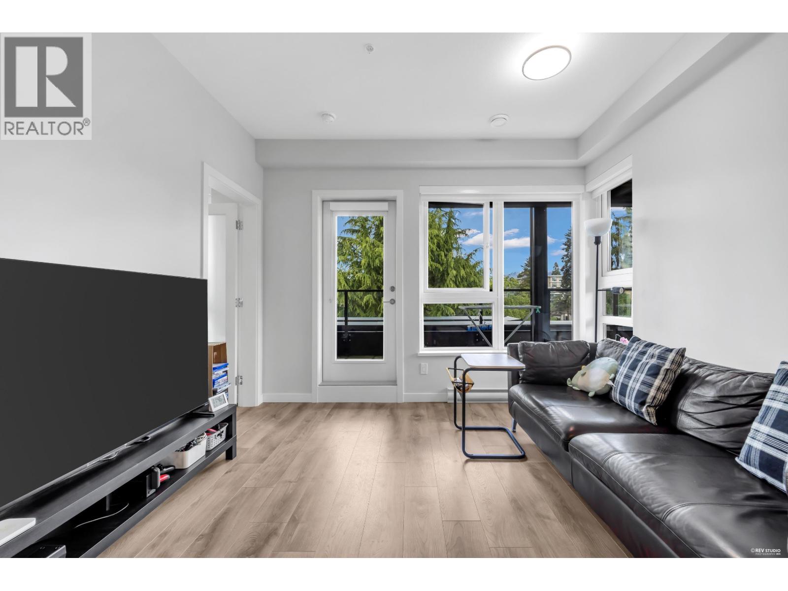 604 615 Cottonwood Avenue, Coquitlam, British Columbia  V3J 2S5 - Photo 6 - R3125592