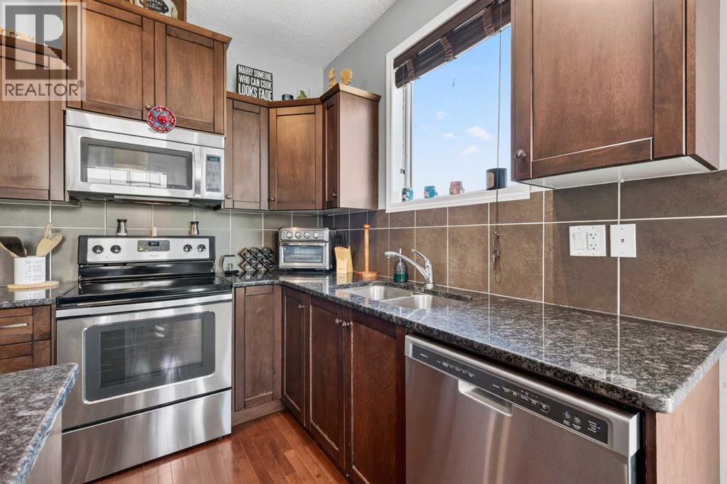 209 Sandford Place NW, Langdon, Alberta  T0J 1X2 - Photo 17 - A2311103