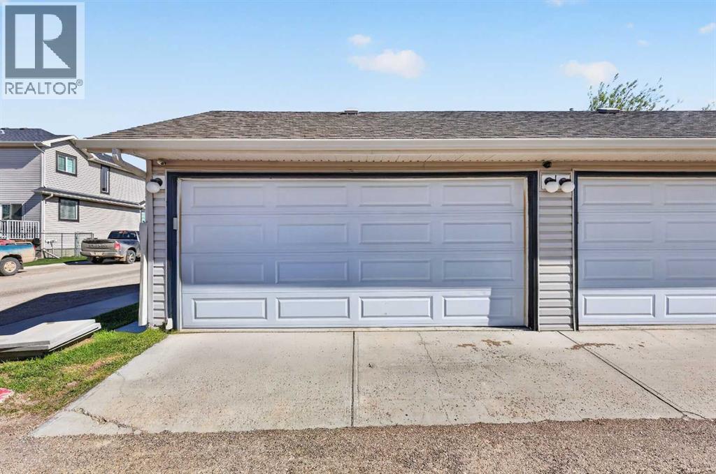 209 Sandford Place NW, Langdon, Alberta  T0J 1X2 - Photo 45 - A2311103