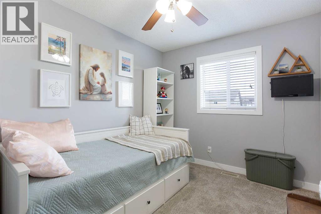 130 Luxstone Way Sw, Airdrie, Alberta  T4B 0H6 - Photo 17 - A2311405