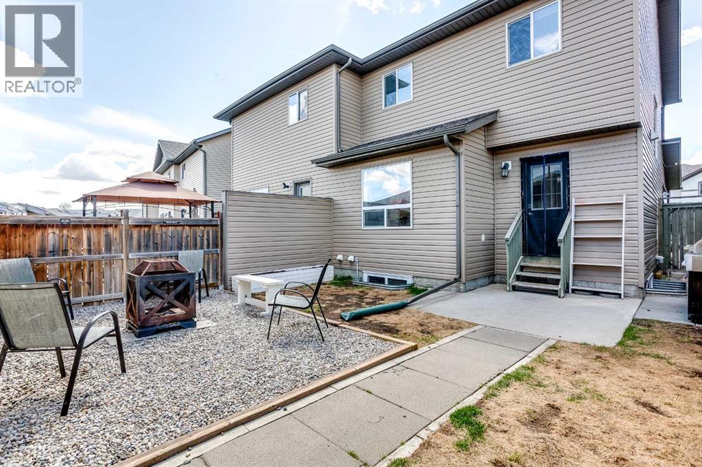 130 Luxstone Way Sw, Airdrie, Alberta  T4B 0H6 - Photo 35 - A2311405