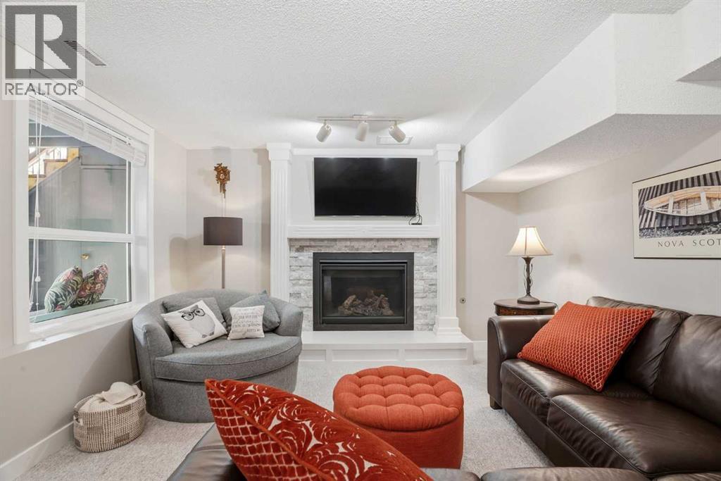 19 Hawkside Close NW, Calgary, Alberta  T3G 3K3 - Photo 35 - A2311929