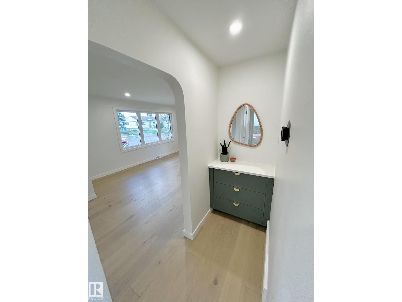 8516 64 Av Nw, Edmonton, Alberta  T6E 0H3 - Photo 17 - E4488854
