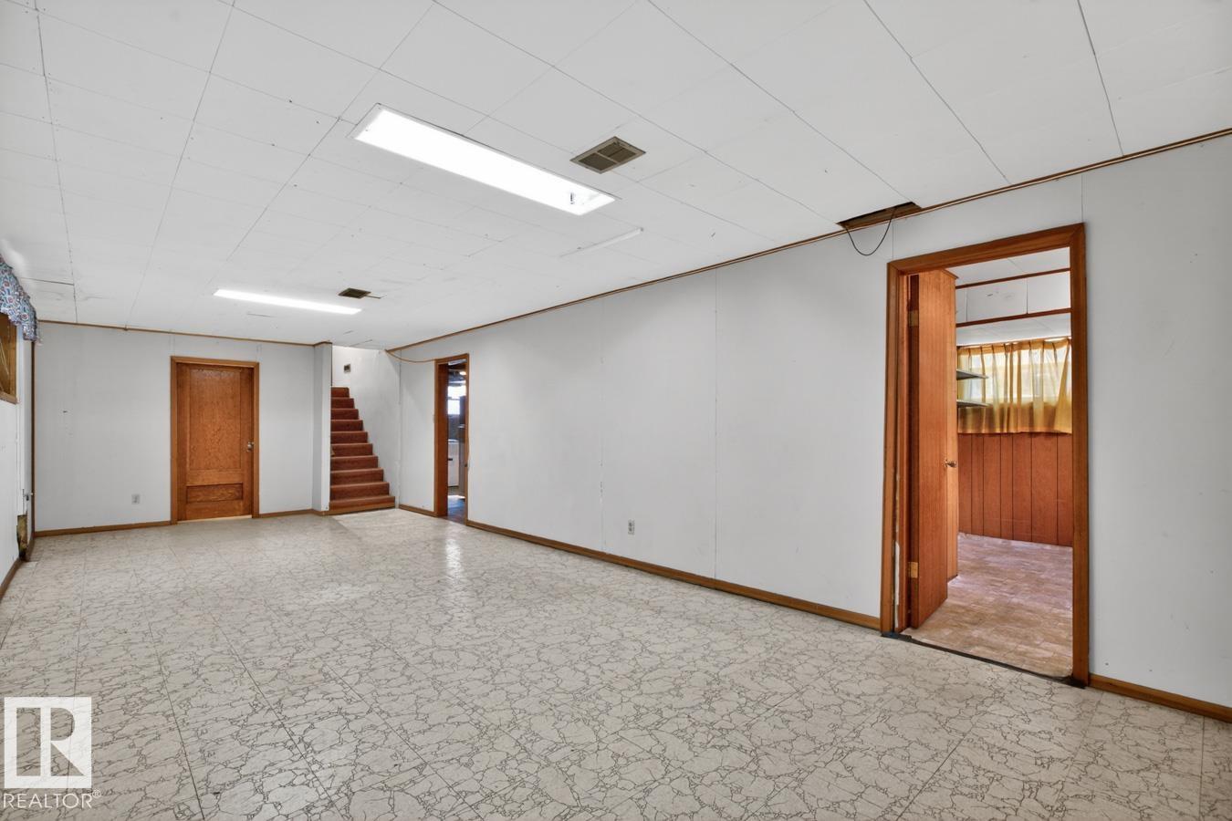 Unknown Address, ,     - Photo 19 - E4488855