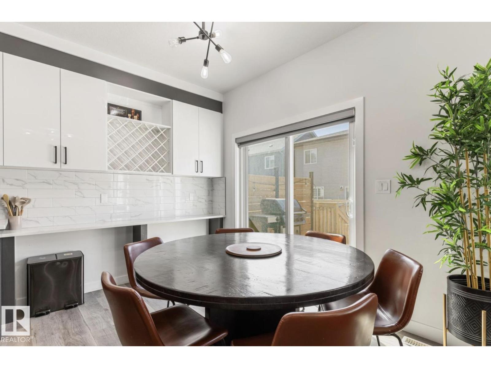 19703 29 Avenue Nw, Edmonton, Alberta  T6M 1M2 - Photo 11 - E4488857