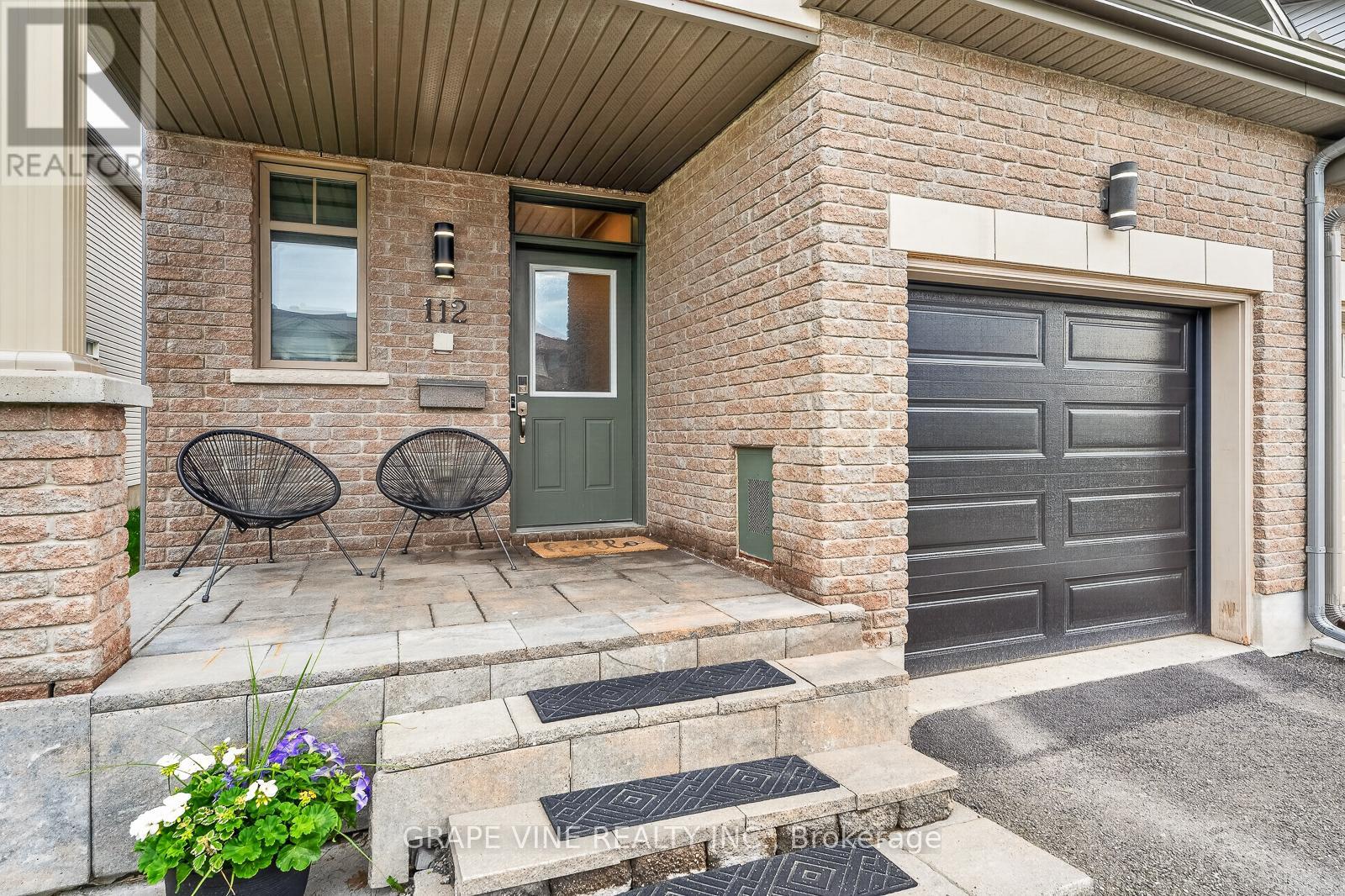 112 Hawkshaw Crescent, Ottawa, Ontario  K2J 0J6 - Photo 3 - X13152000