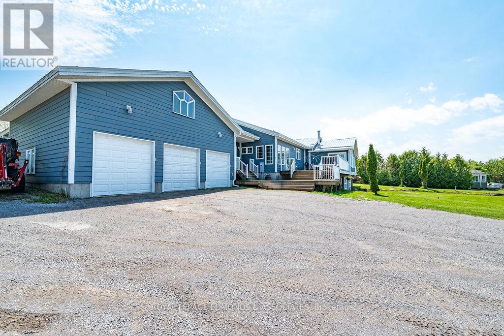 700 Point Church Drive, North Algona Wilberforce, Ontario  K0L 3C0 - Photo 2 - X13152158