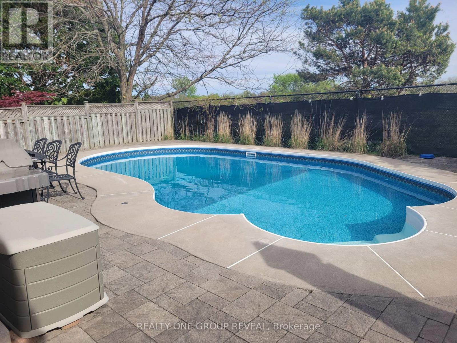 37 Wetherburn Drive, Whitby, Ontario L1P 1M7 - Photo 40 - E13142060