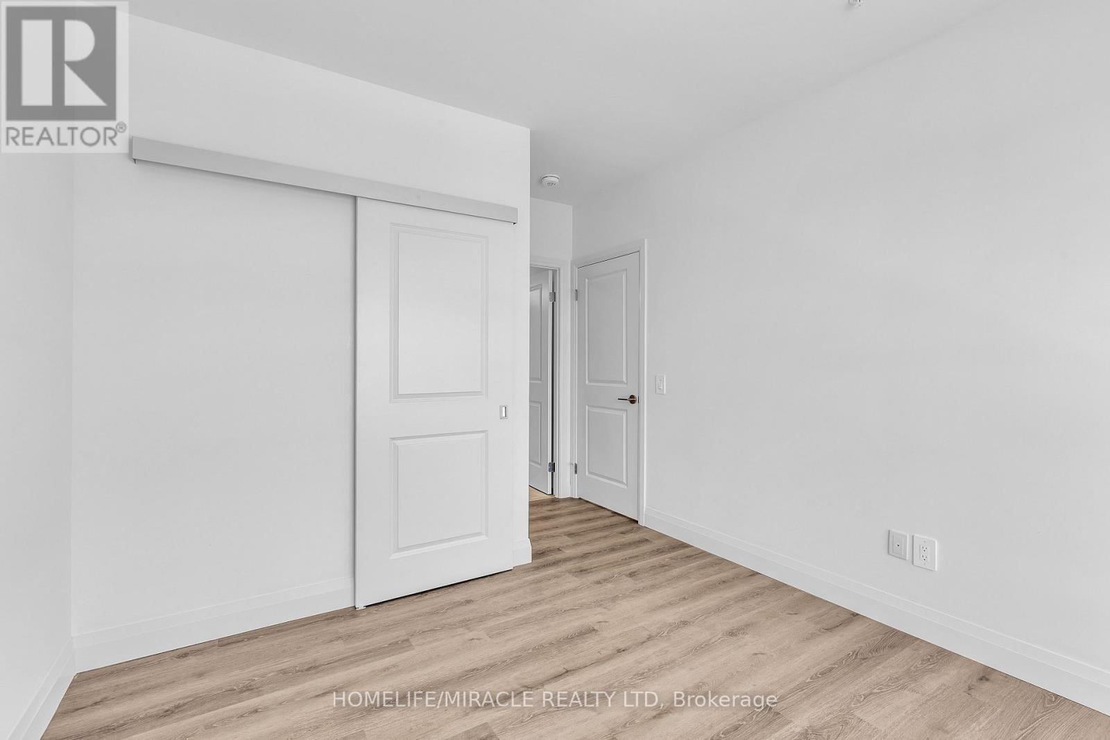 413 - 1333 Weber Street, Kitchener, Ontario  N2A 1C2 - Photo 3 - X13138528