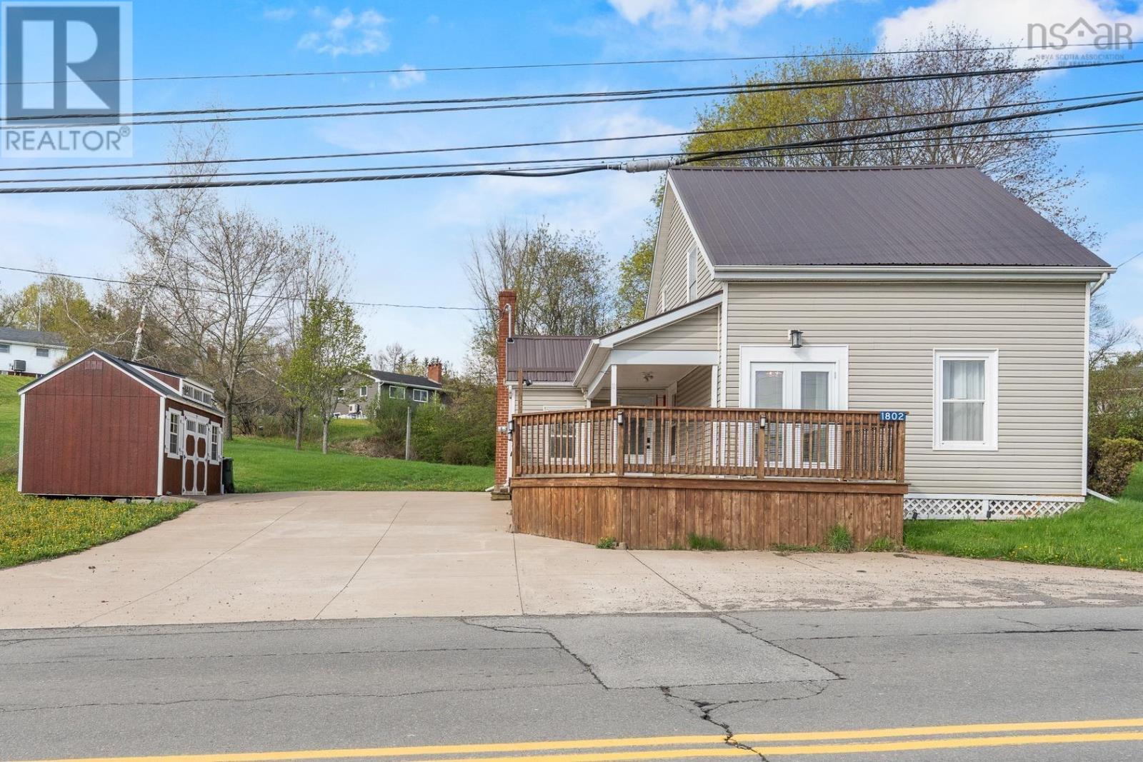 1802 King Street, Windsor, Nova Scotia  B0N 2T0 - Photo 2 - 202611309