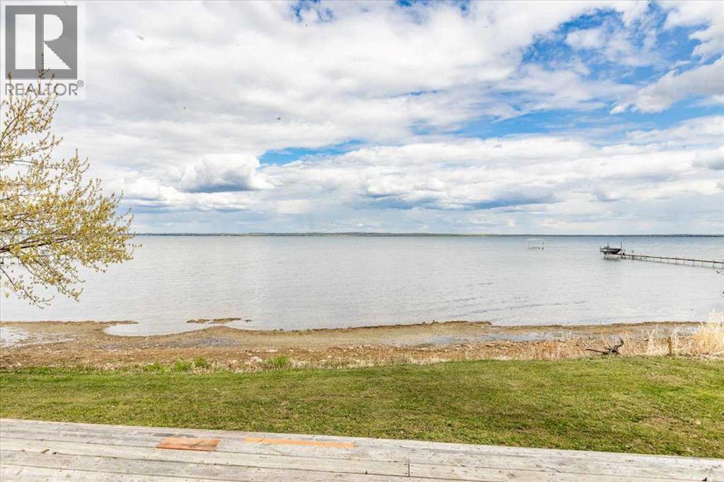 19 Lakeshore Drive, Grandview, Alberta  T0C 2V0 - Photo 1 - A2293699