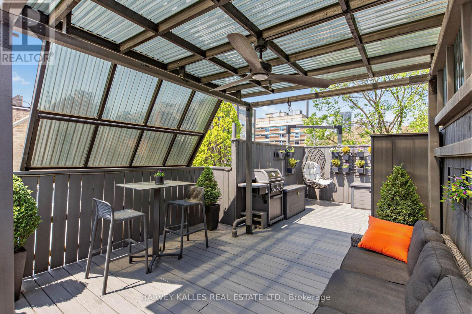 210 Gerrard Street E, Toronto, Ontario  M5A 2E6 - Photo 17 - C13152164