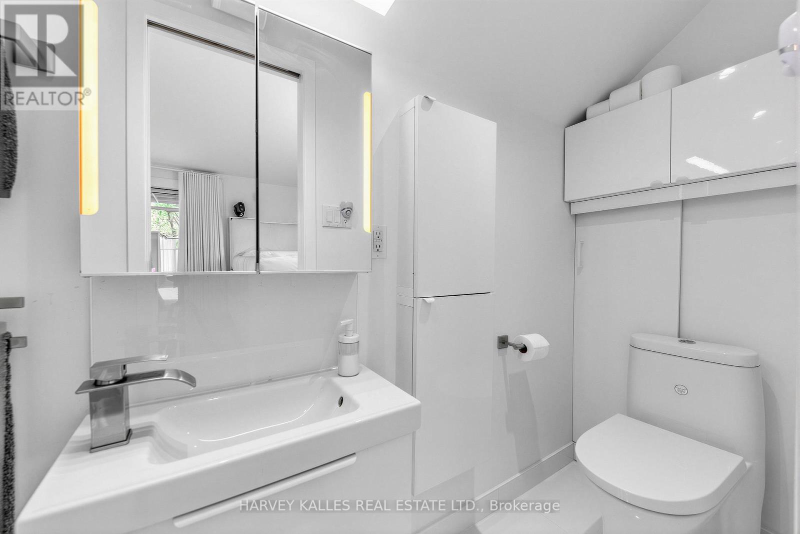 210 Gerrard Street E, Toronto, Ontario  M5A 2E6 - Photo 23 - C13152164
