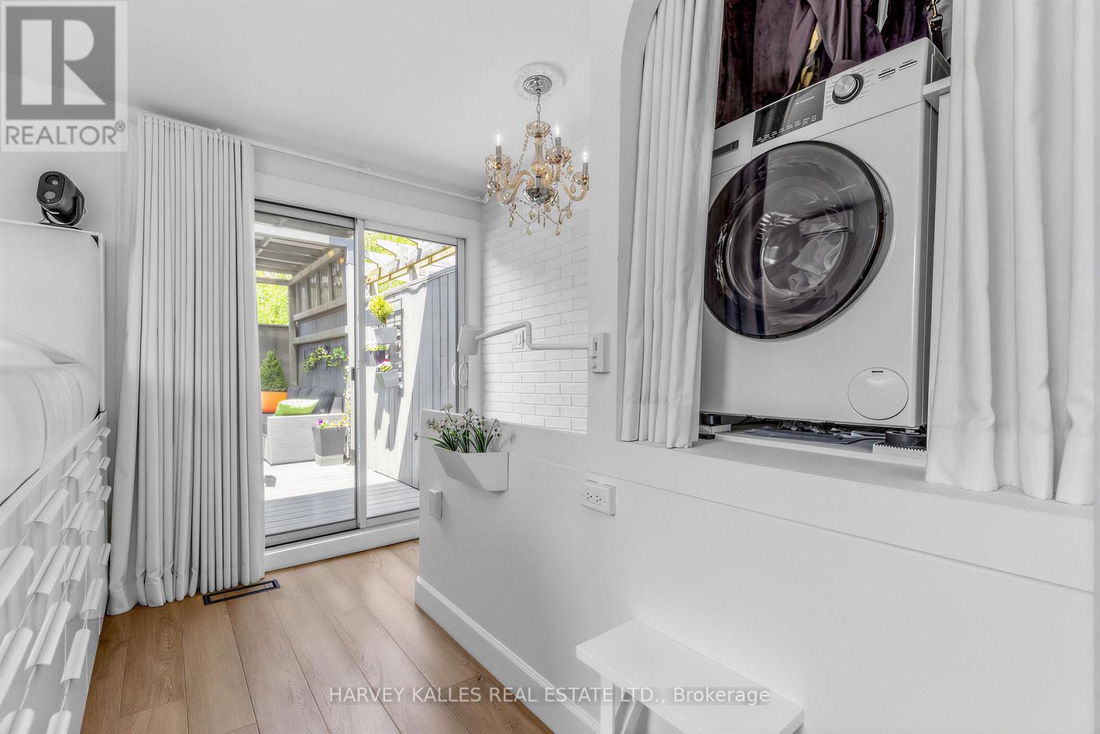 210 Gerrard Street E, Toronto, Ontario  M5A 2E6 - Photo 25 - C13152164