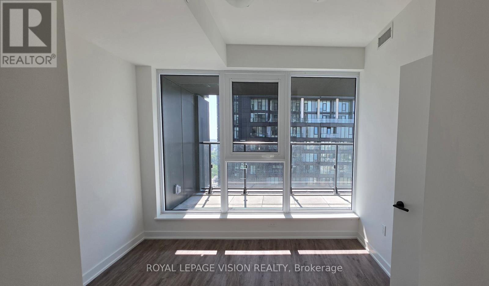 2602 - 5 Quarrington Lane, Toronto, Ontario M3C 0S4 - Photo 10 - C13152220