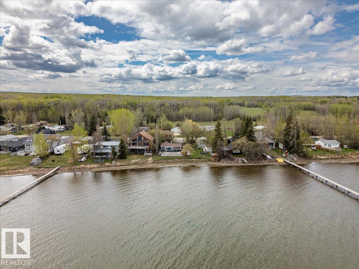 19 Lakeshore Dr, Rural Wetaskiwin County, Alberta  T0C 2V0 - Photo 11 - E4477596