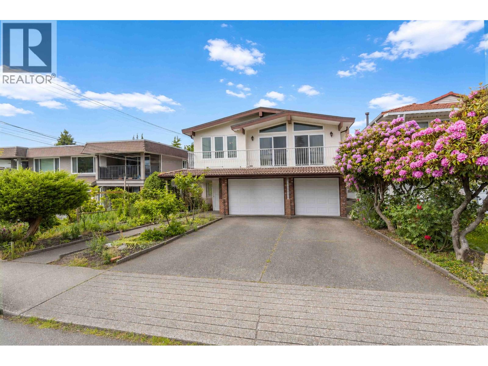 6895 Mckay Avenue, Burnaby, British Columbia  V5J 3R9 - Photo 1 - R3125613