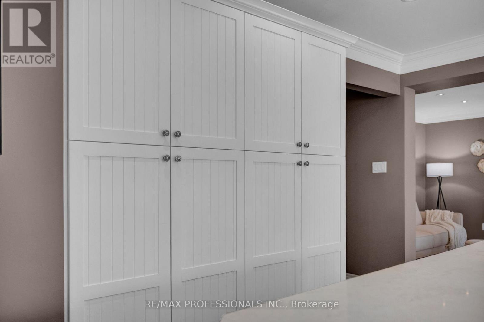 45 Resolute Crescent, Whitby, Ontario  L1P 1G9 - Photo 10 - E13152080