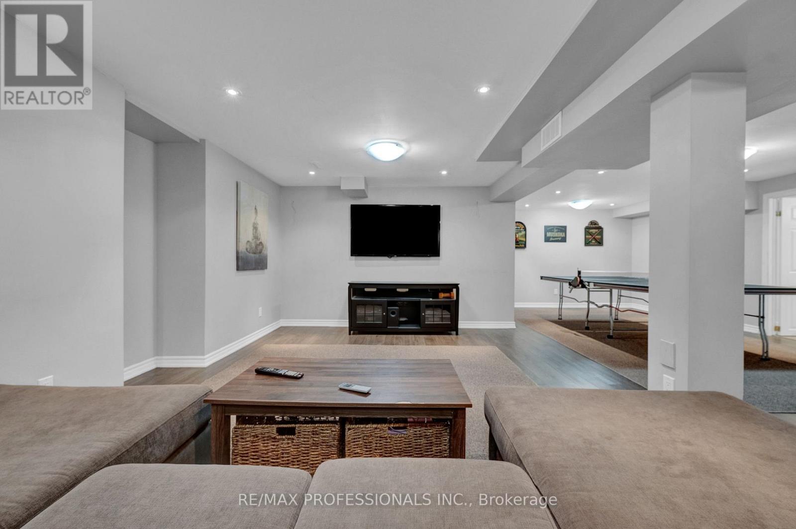45 Resolute Crescent, Whitby, Ontario  L1P 1G9 - Photo 37 - E13152080