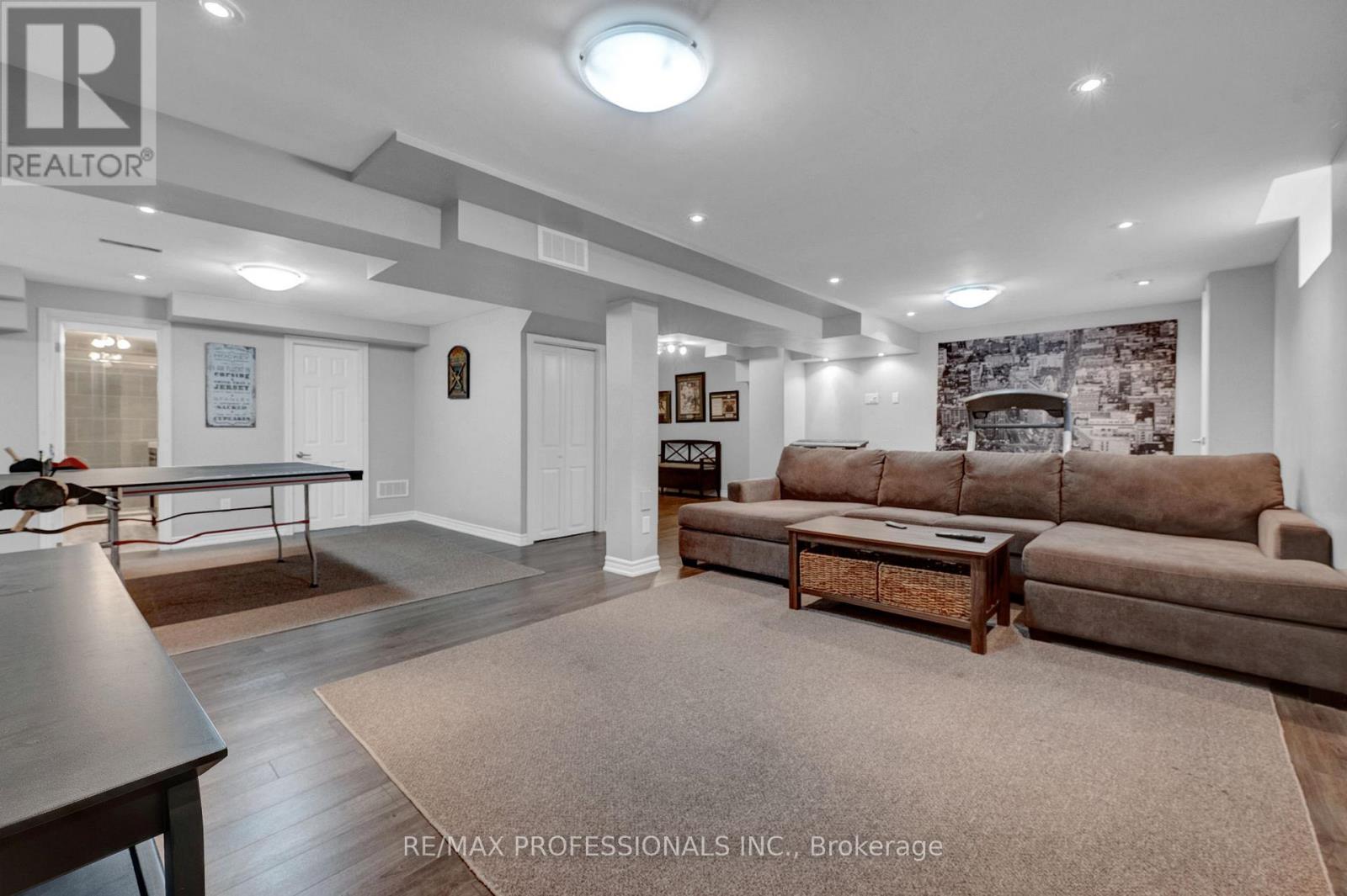 45 Resolute Crescent, Whitby, Ontario  L1P 1G9 - Photo 41 - E13152080