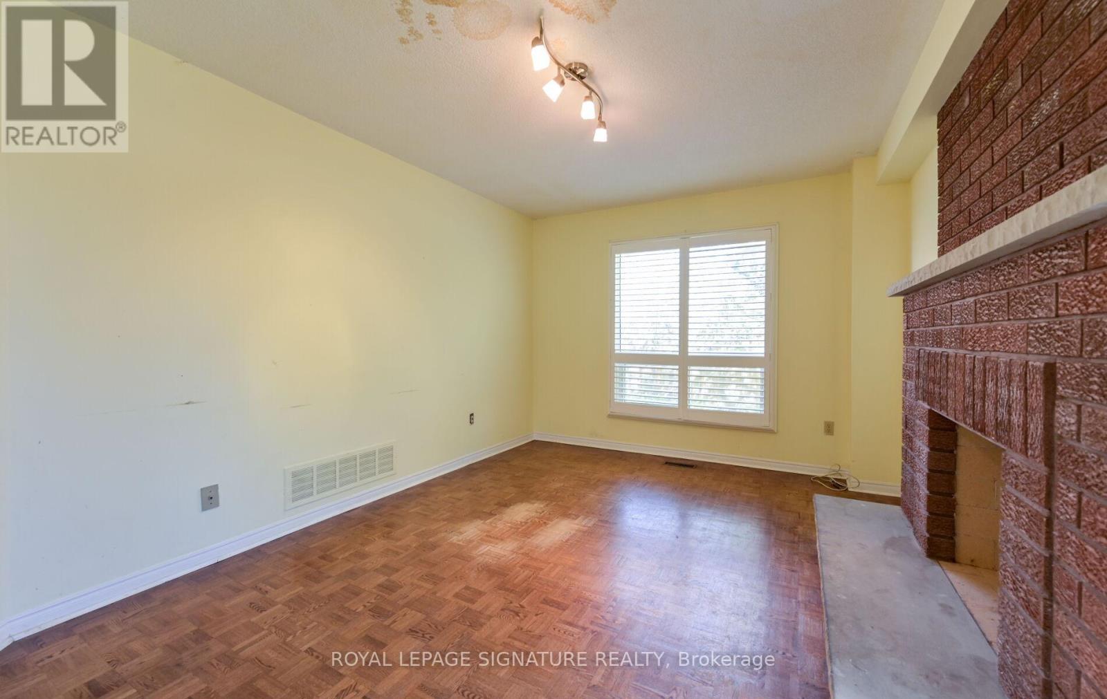2 Danjohn Crescent, Toronto, Ontario  M1V 3N3 - Photo 13 - E13152104