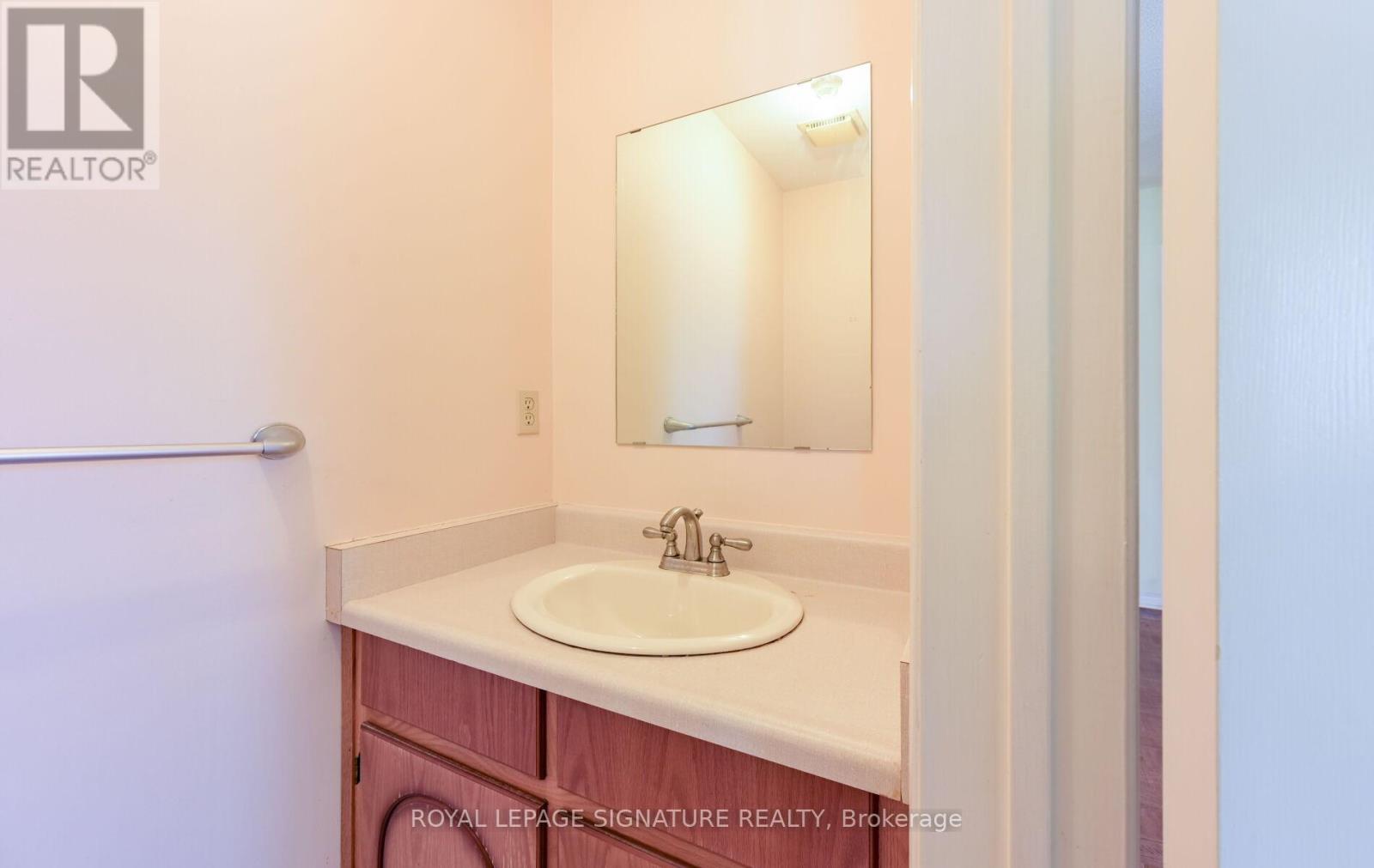 2 Danjohn Crescent, Toronto, Ontario  M1V 3N3 - Photo 6 - E13152104