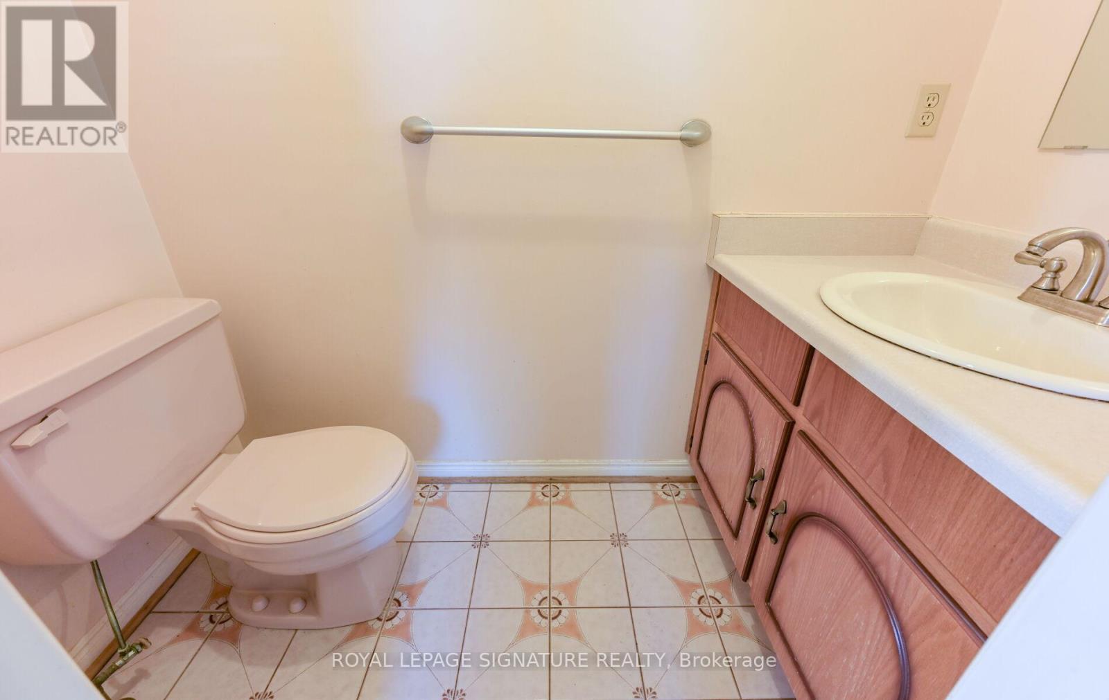 2 Danjohn Crescent, Toronto, Ontario  M1V 3N3 - Photo 7 - E13152104