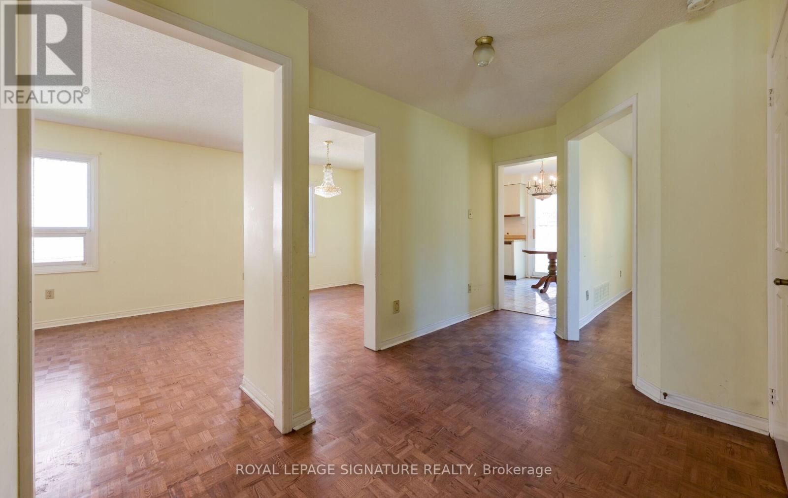 2 Danjohn Crescent, Toronto, Ontario  M1V 3N3 - Photo 8 - E13152104
