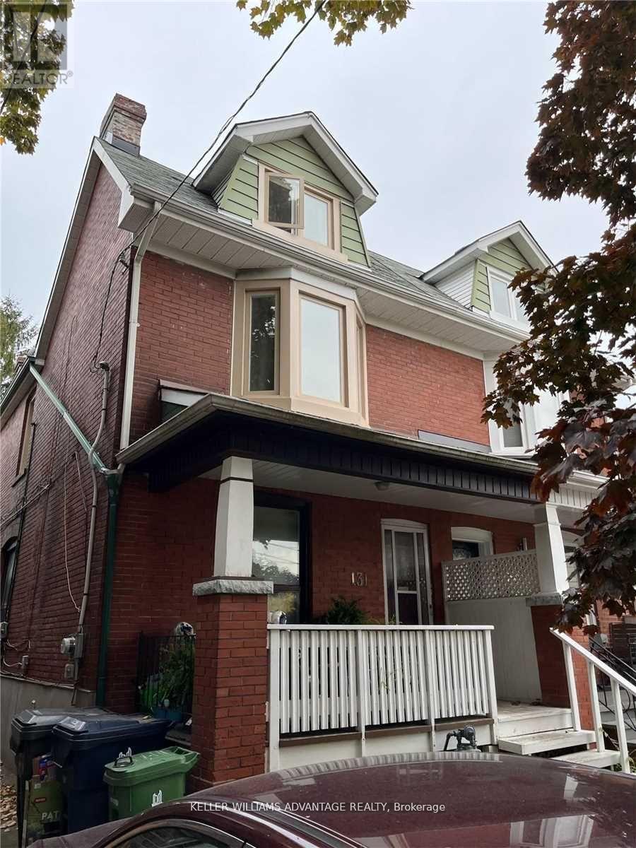 LOWER - 131 MONARCH PARK AVENUE, Toronto, Ontario