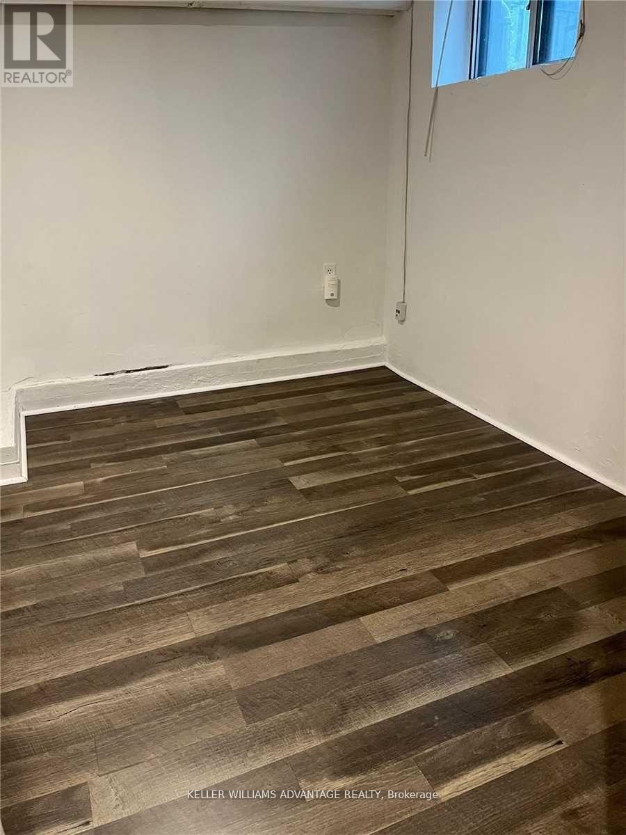 Lower - 131 Monarch Park Avenue, Toronto, Ontario M4J 4R3 - Photo 6 - E13152150