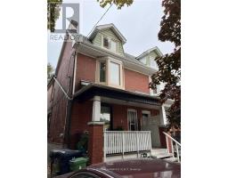 LOWER - 131 MONARCH PARK AVENUE, Toronto, Ontario
