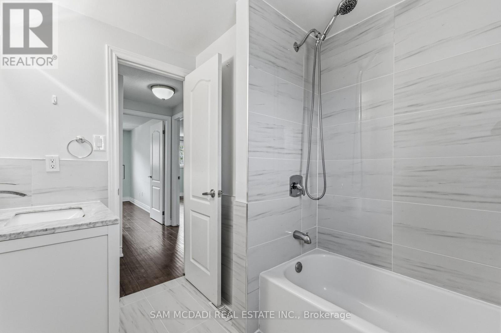 25 - 250 Orton Pk Road, Toronto, Ontario  M1G 3T6 - Photo 6 - E13152154