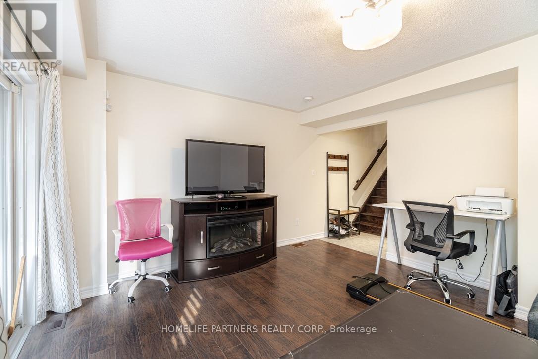 17 - 10 Porter Avenue, Vaughan, Ontario  L4L 0H1 - Photo 6 - N13152200