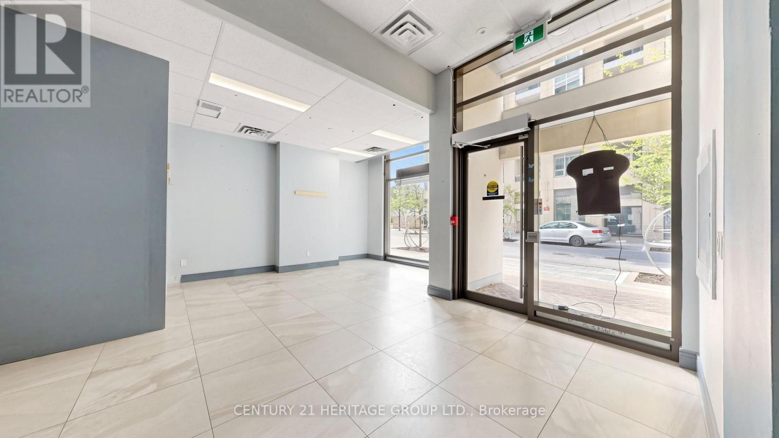 Level 1 Unit 9 (Ne-1) - 9205 Yonge Street, Richmond Hill, Ontario  L4C 1V5 - Photo 8 - N13152216