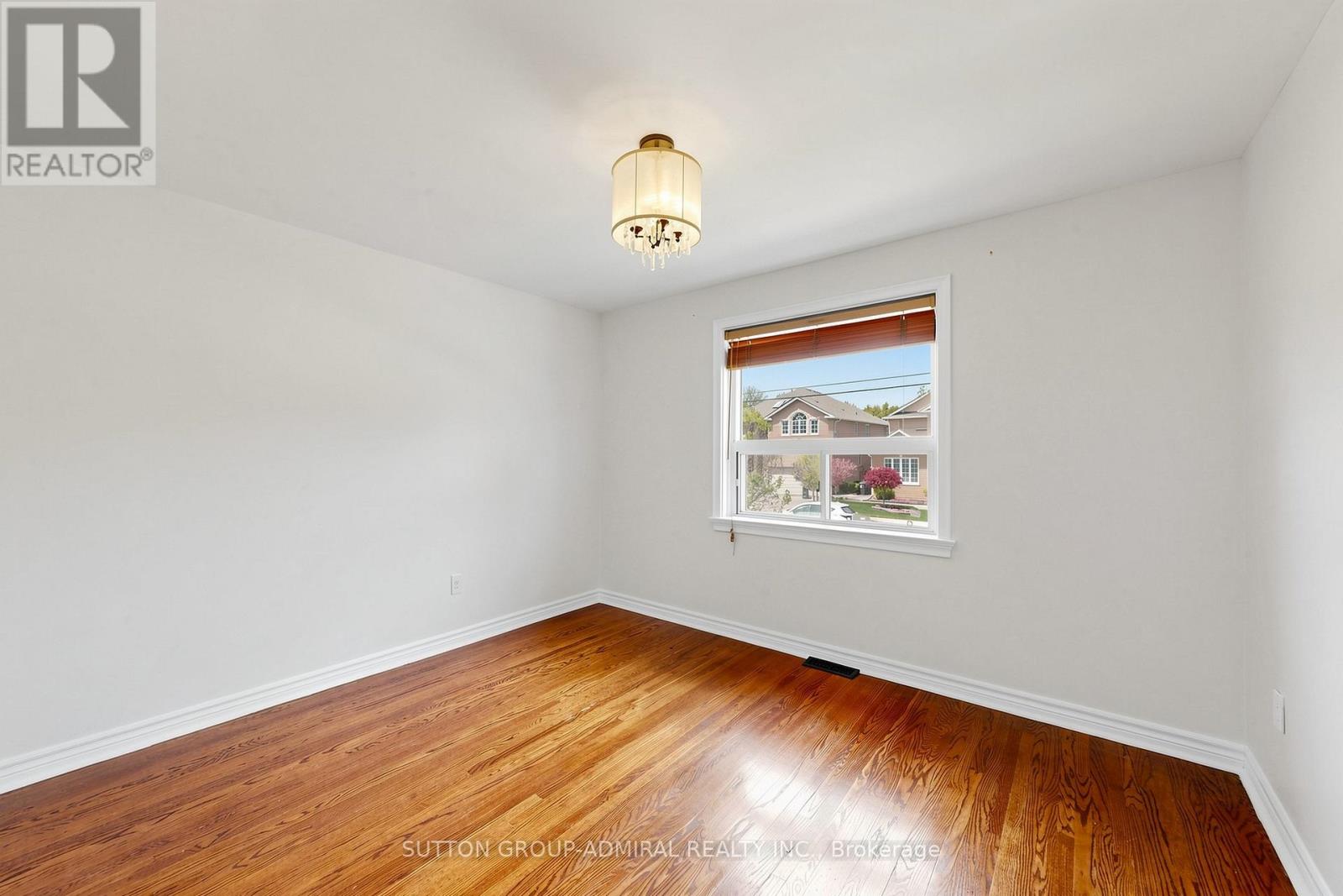 319 Patricia Avenue, Toronto, Ontario  M2R 2M6 - Photo 19 - C13127508