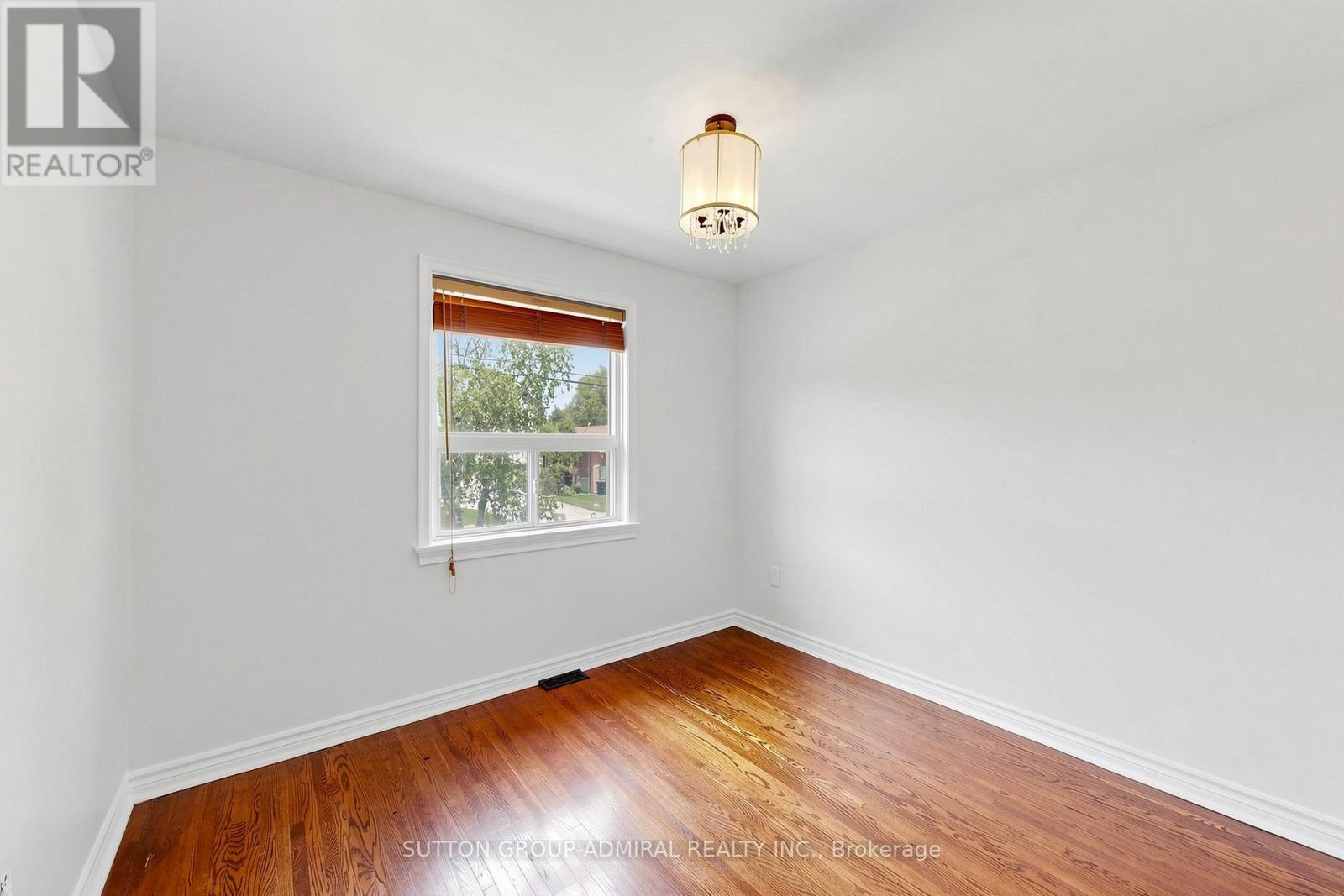 319 Patricia Avenue, Toronto, Ontario  M2R 2M6 - Photo 18 - C13127508