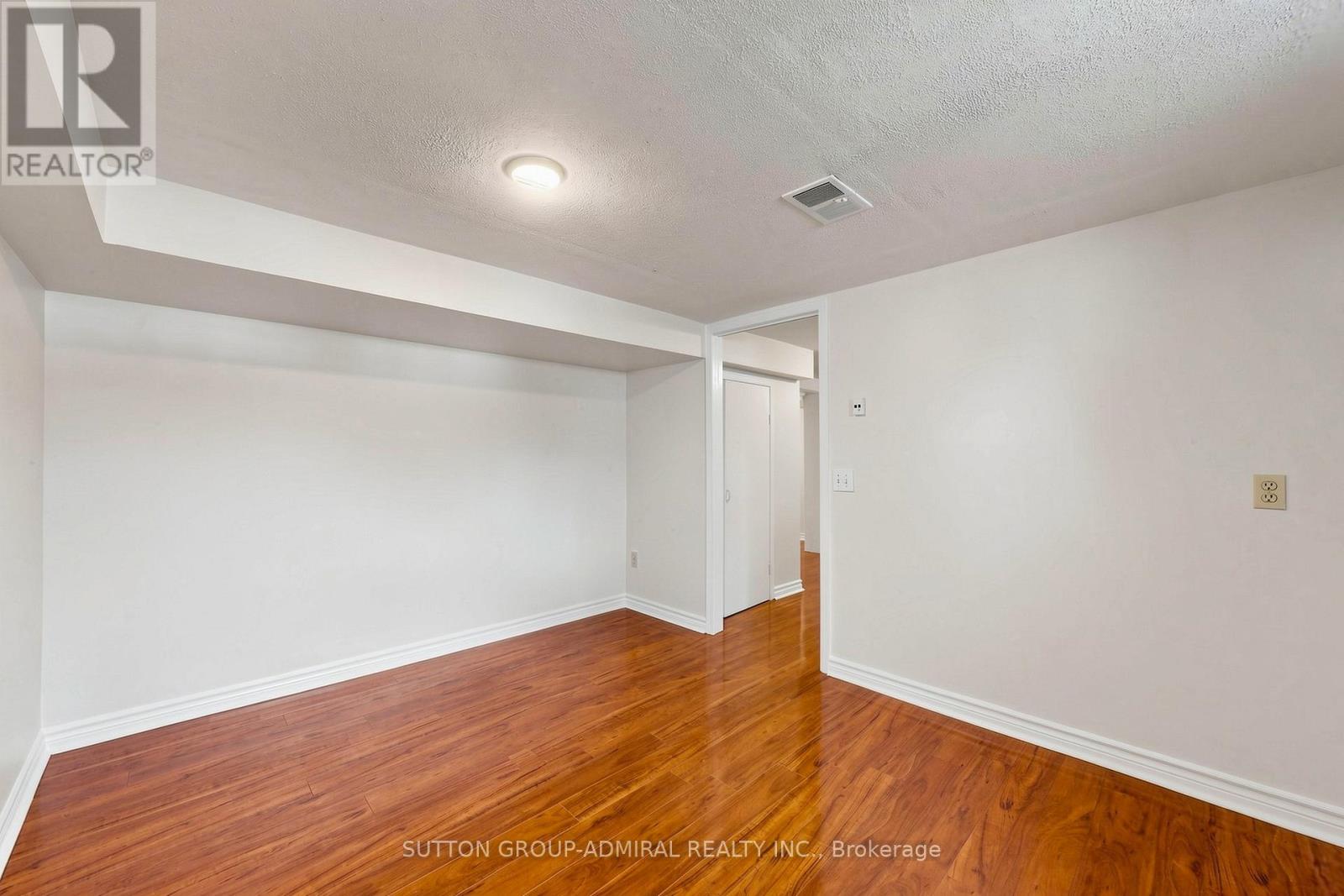 319 Patricia Avenue, Toronto, Ontario  M2R 2M6 - Photo 24 - C13127508