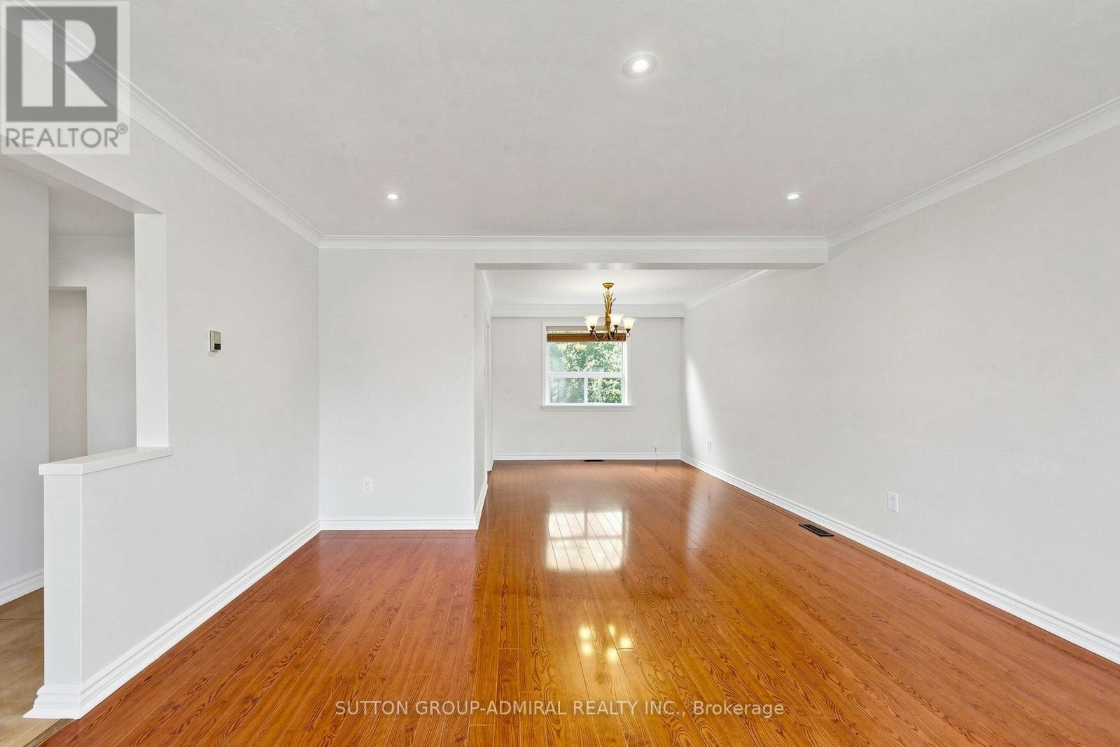 319 Patricia Avenue, Toronto, Ontario  M2R 2M6 - Photo 7 - C13127508