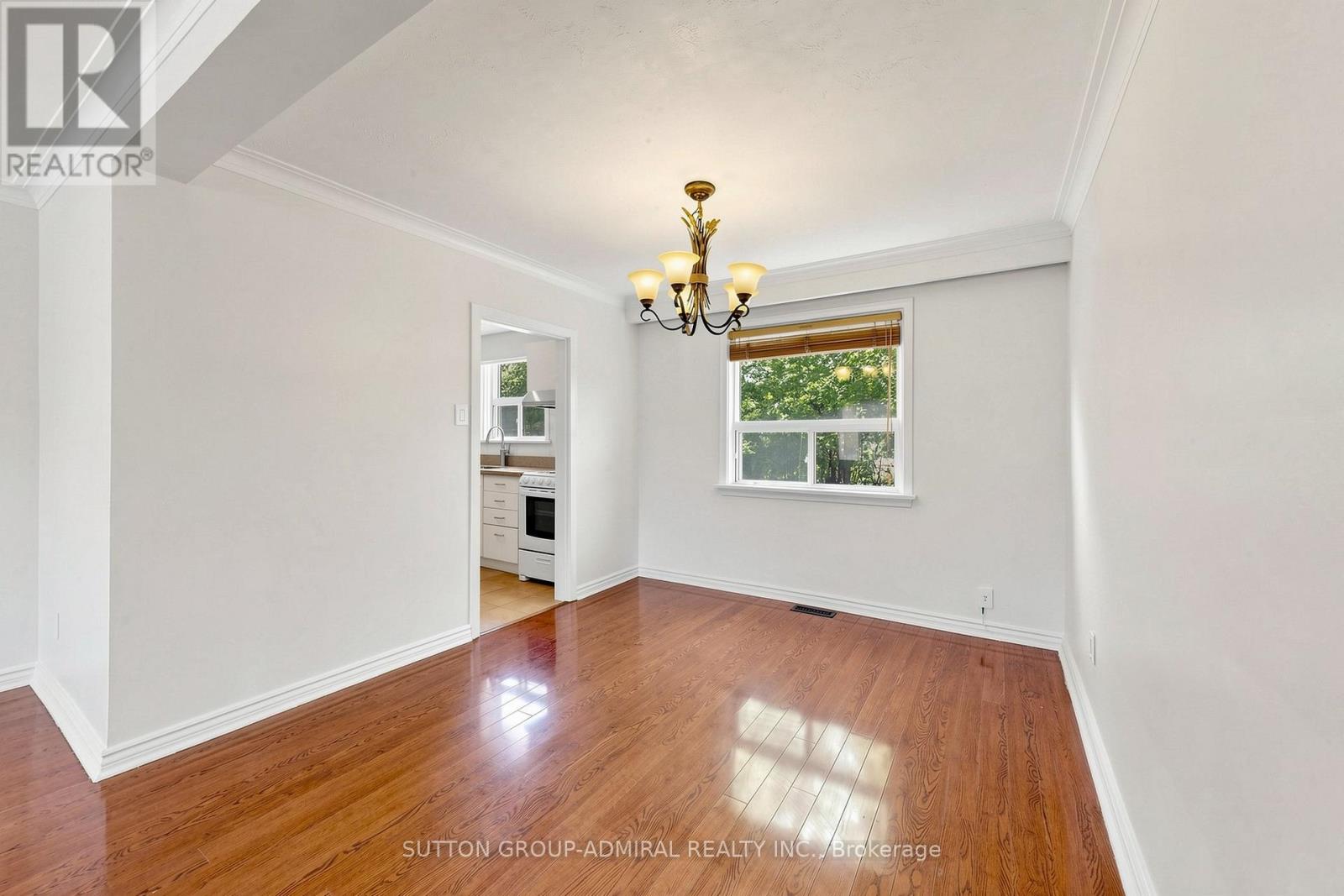 319 Patricia Avenue, Toronto, Ontario  M2R 2M6 - Photo 8 - C13127508