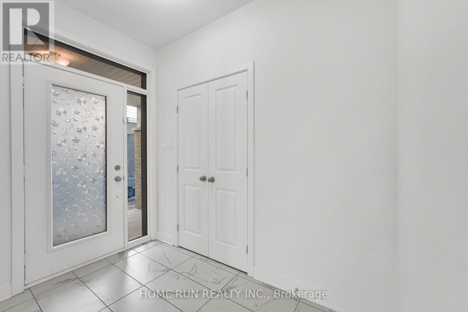 279 Mount Nebo Way, Ottawa, Ontario  K1X 0E1 - Photo 4 - X13046076